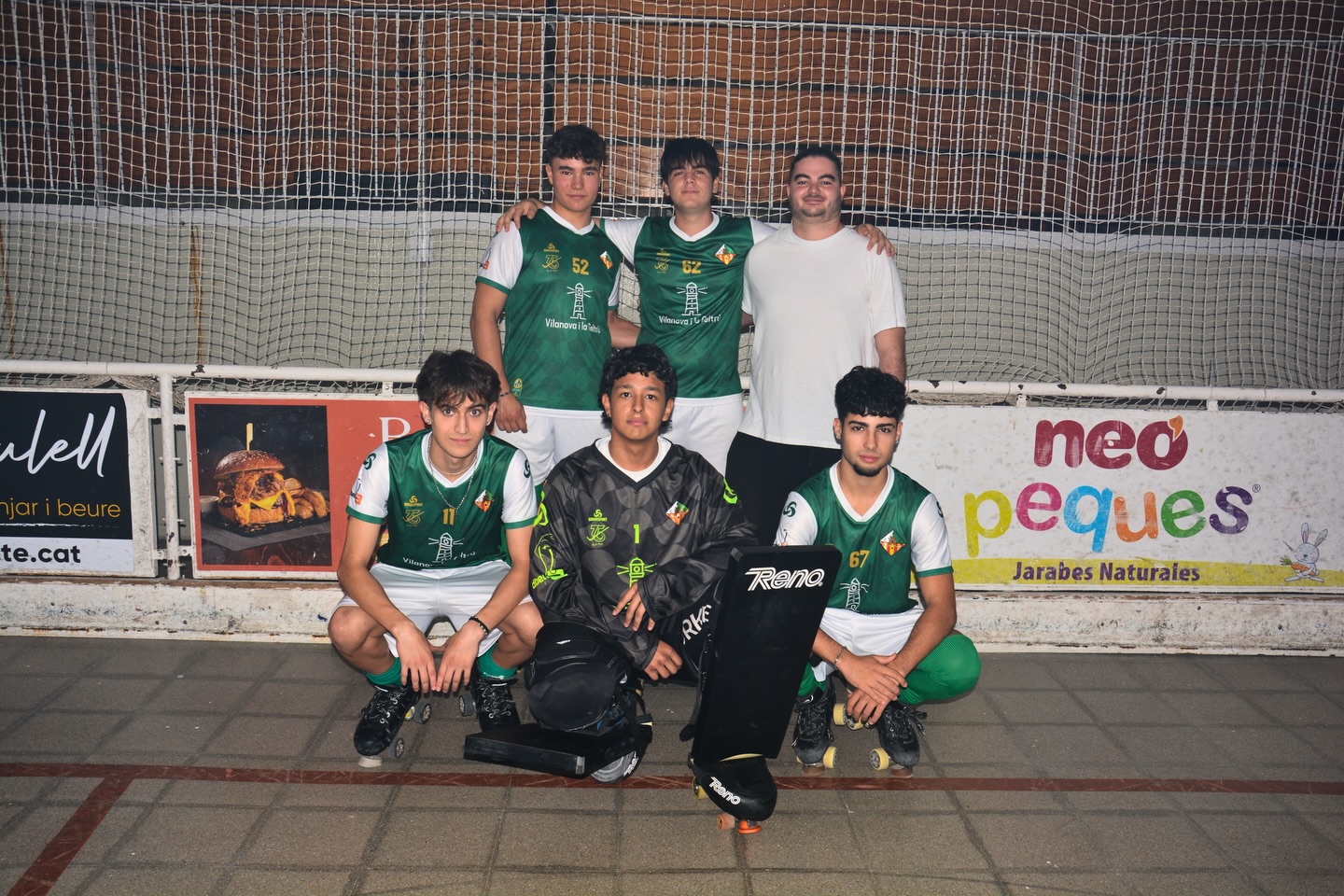 JÚNIOR B!💚🤍

Jacobo Monsalve (P) - 1
Martin Foster - 11
Jan Cases - 52
Magí Corominas - 62
Gerard Perez - 67

Entrenador: Alvaro Martínez
Delegats: Xavi i Anna