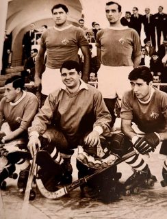 El CP Vilanova vol mostrar el seu més profund condol a familiars i amics per la mort de Ramon Pons. Porter del club entre les temporades 1966 i 1969, va formar part de l’equip històric que es va proclamar Campió d’Espanya el 1968!

Descansi en pau🕊️