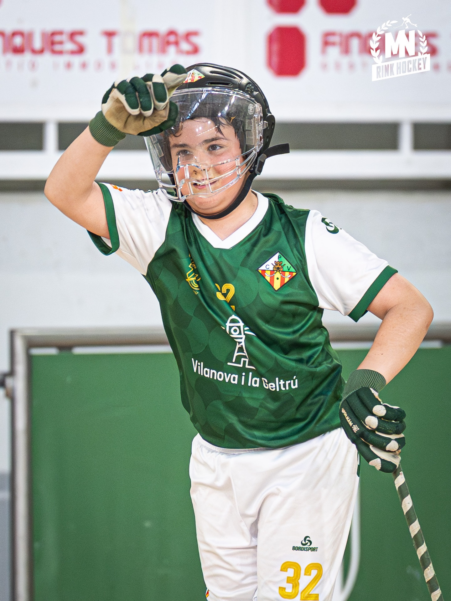 VOLS FORMAR PART DE LA TEMPORADA 2026/27? 💚🤍

Al Club Patí Vilanova ja estem mirant cap al futur i volem comptar amb tu! Obrim el període de preinscripció per a nous jugadors i porters que vulguin viure la passió de l’hoquei patins defensant el nostre escut🏑

A la nostra base trobaràs el lloc ideal per aprendre, fer amics i créixer amb els valors de l’esport en un club amb 75 anys d’història!

📝 FES LA TEVA PREINSCRIPCIÓ AQUÍ:
👉🏻
https://docs.google.com/forms/d/e/1FAIpQLSfu5uGE_cODyKmlVR5hieKQ_kWDVUZ4qYqfSG_h-u273jPEew/viewform

(Recorda que també trobaràs l’enllaç clicable a la nostra biografia! 🔗)

📲 Tens dubtes? Estem a la teva disposició! Pots contactar amb nosaltres enviant un missatge directe per xarxes socials i t’ajudarem en tot el que necessitis.

T’esperem a les Casernes!🫵🏻