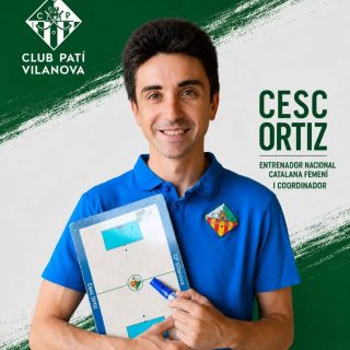 🏑 Benvingut de nou, Cesc Ortiz!
Ens fa molta il·lusió anunciar el retorn de Cesc Ortiz al club, on assumirà la coordinació de la nostra base i serà l'entrenador del Nacional Catalana Femení.
El Cesc ja coneix perfectament la casa després d'haver format part del nostre club durant molts anys, deixant una gran empremta en la formació dels nostres jugadors i jugadores.
Després d'una temporada ampliant la seva experiència a França, torna a casa amb nous coneixements, il·lusió renovada i moltes ganes de continuar fent créixer el nostre projecte esportiu.
💚 Benvingut de nou, @iamxeski ! Estem convençuts que la teva experiència i passió seran un gran actiu per al futur del club.🤍