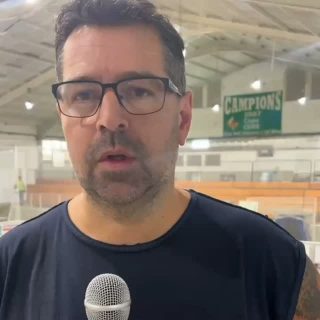 🎤🎤 Declaracions dels místers dels dos primers equips masculí i femení, @marccomalat i @iamxeski , abans d'iniciar la lliga aquest cap de setmana.

Recordeu: 
🗓 Dissabte 26- 19h: 
Ok Plata vs @cpalcobendas 

🗓 Diumenge 27- 18:30h: 
@vichoqueiclub vs Nac cat Fem

💚🤍